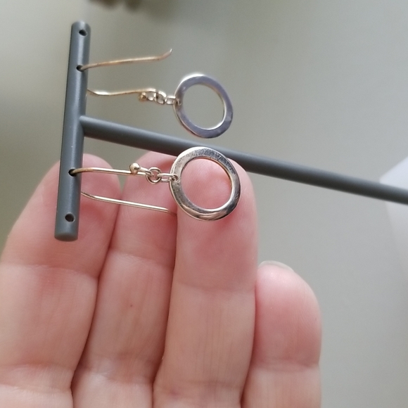 Dainty 925 silver earrings - Picture 2 of 4